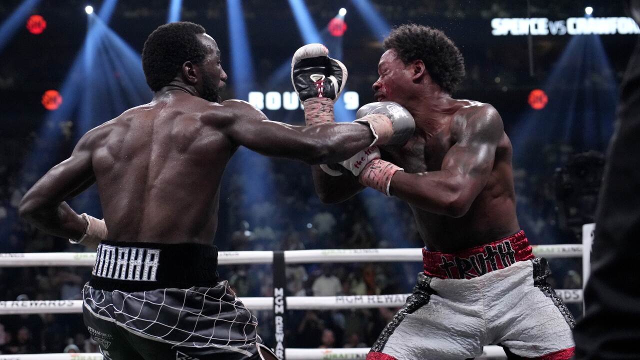 Crawford Slams Excuses For Spences Defeat Mayweather Reacts And More