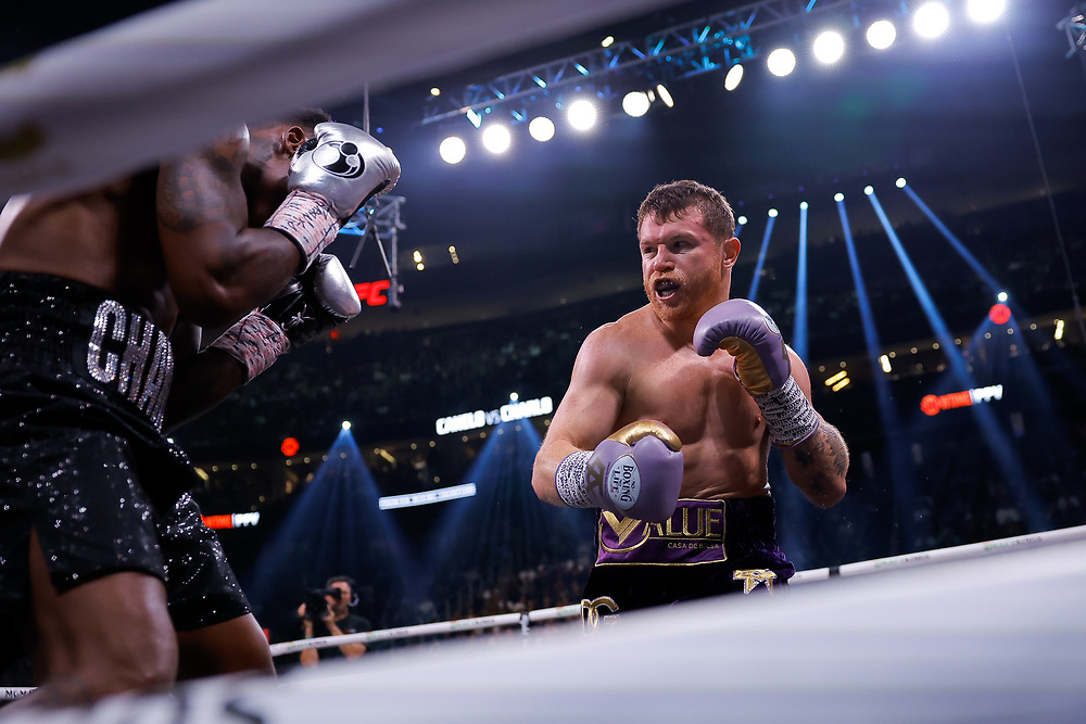 Canelo Outclasses Charlo To Remain Undisputed At 168